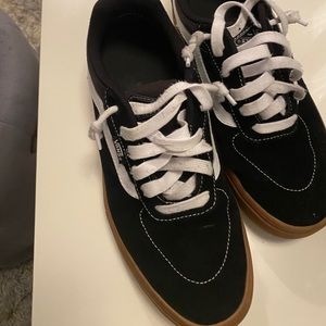 Vans off the wall shoes